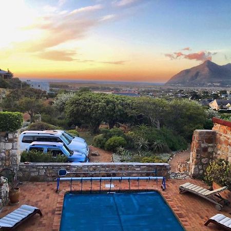 Makapa Lodge Cape Town Bagian luar foto