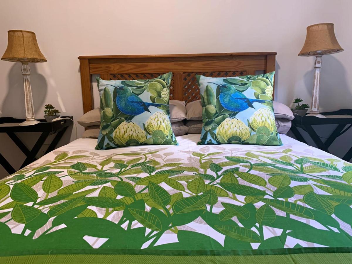 Makapa Lodge Cape Town Bagian luar foto